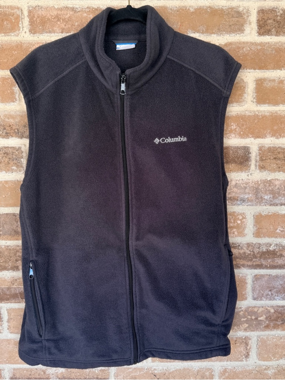 Columbia Men’s Black Full-Zip Fleece Vest